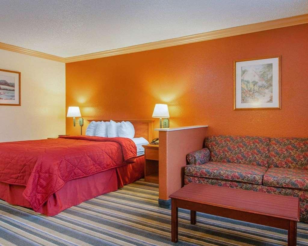 Quality Inn & Suites Medford Airport Chambre photo