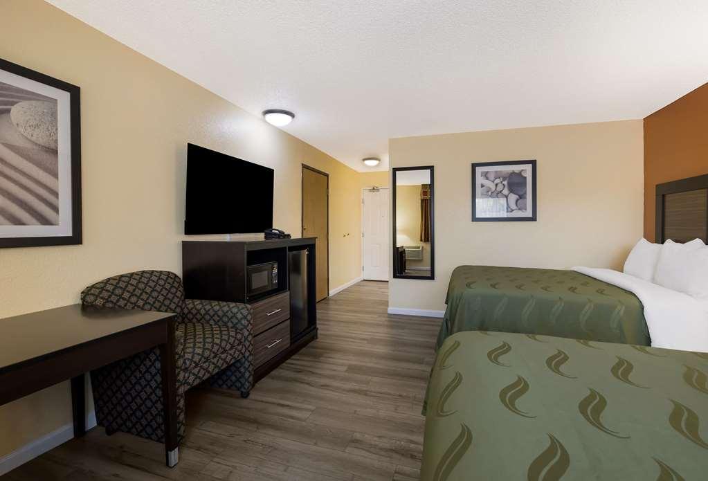 Quality Inn & Suites Medford Airport Chambre photo